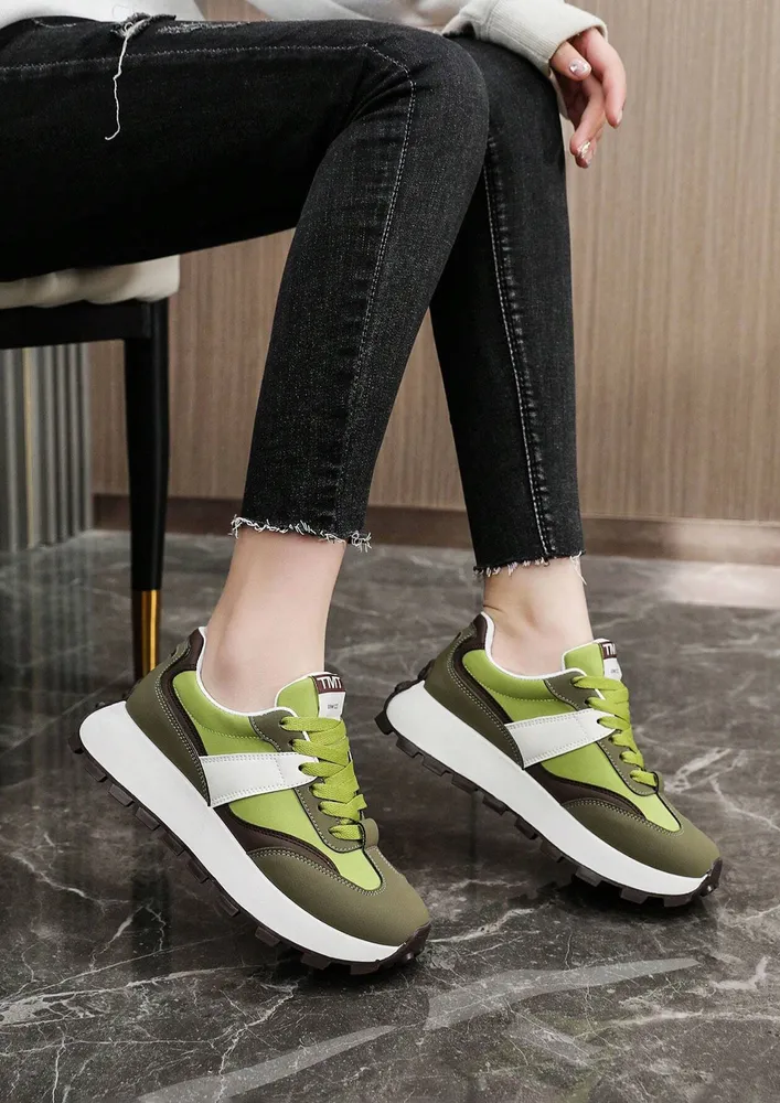 LACE-UP GREEN LEATHER TOP CASUAL SHOES