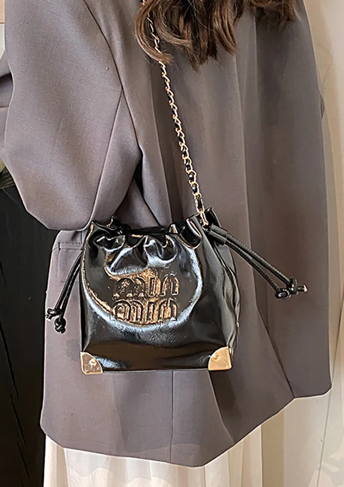 BLACK FAUX LEATHER BUCKET BAG